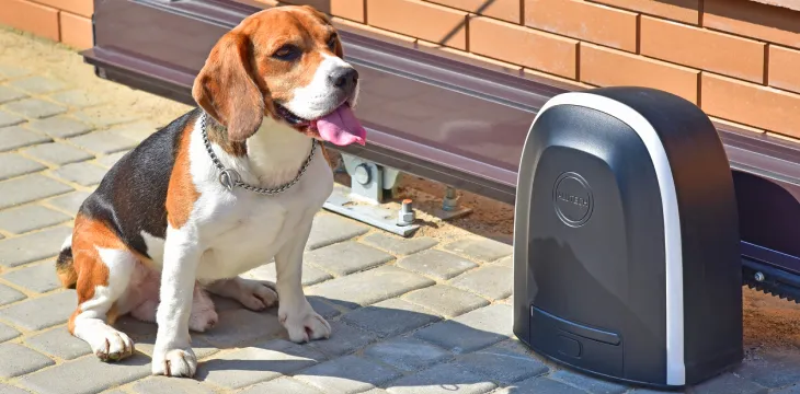 Умный привод для откатных ворот ALUTECH Roteo RTO-500MKIT-Sm + беспроводные фотоэлементы LM-LB + сигнальная лампа SL-U Умный привод для откатных ворот ALUTECH Roteo RTO-500MKIT-Sm + беспроводные фотоэлементы LM-LB + сигнальная лампа SL-U