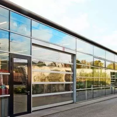 Автоматические панорамные ворота серии AluTherm Автоматические панорамные ворота серии AluTherm